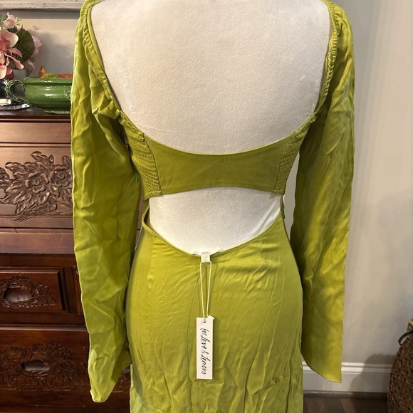 For Love And Lemons Green Gown with Sweetheart Neckline and Bishop Sleeves - Picture 4 of 5